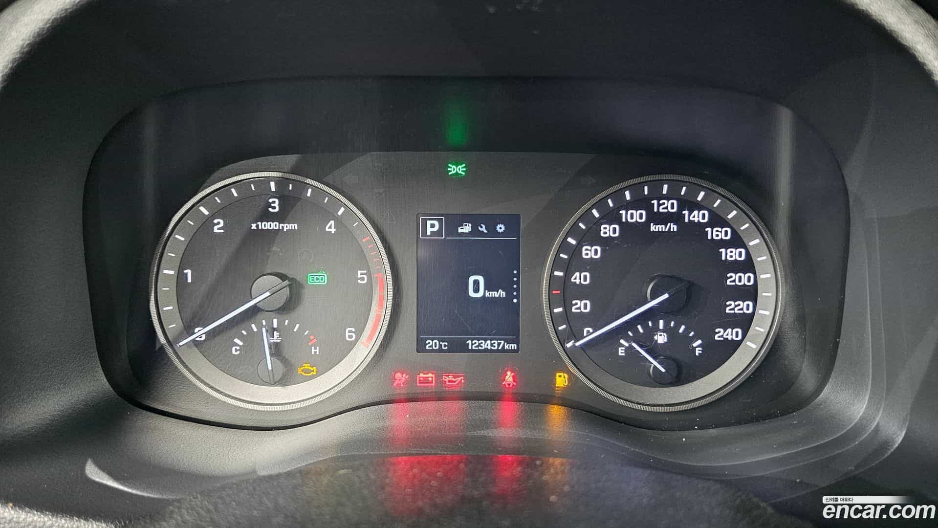 Tucson Hyundai 2017.6-INNER-008