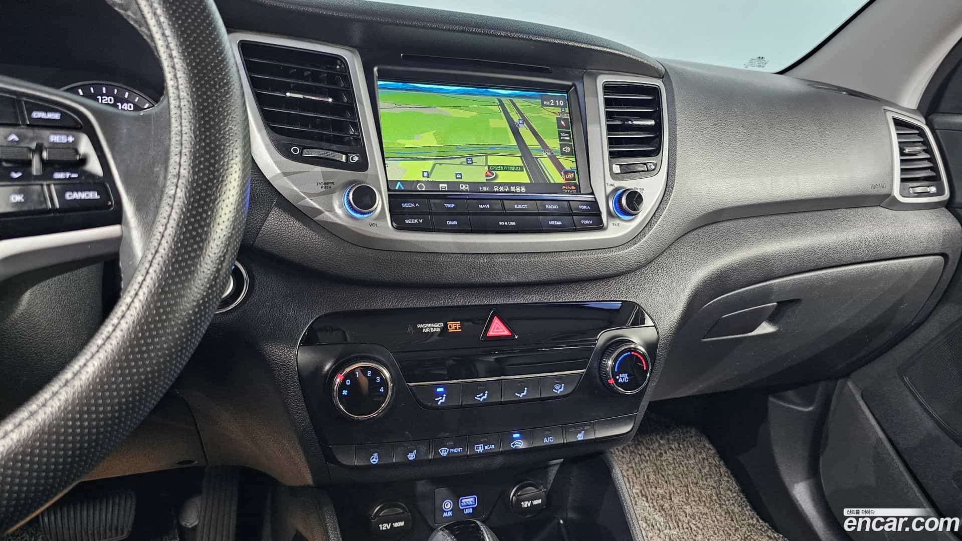 Tucson Hyundai 2017.6-OPTION-016
