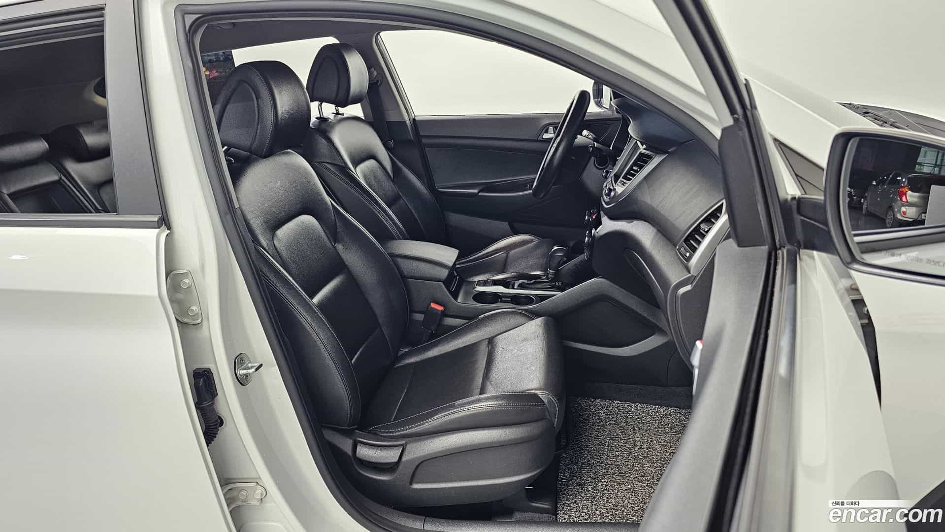 Tucson Hyundai 2017.6-INNER-036