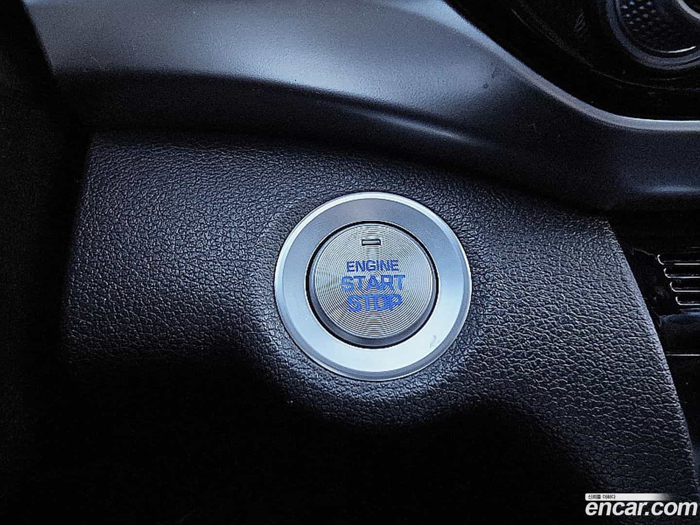 AVANTE Hyundai 2018.9-OPTION-015