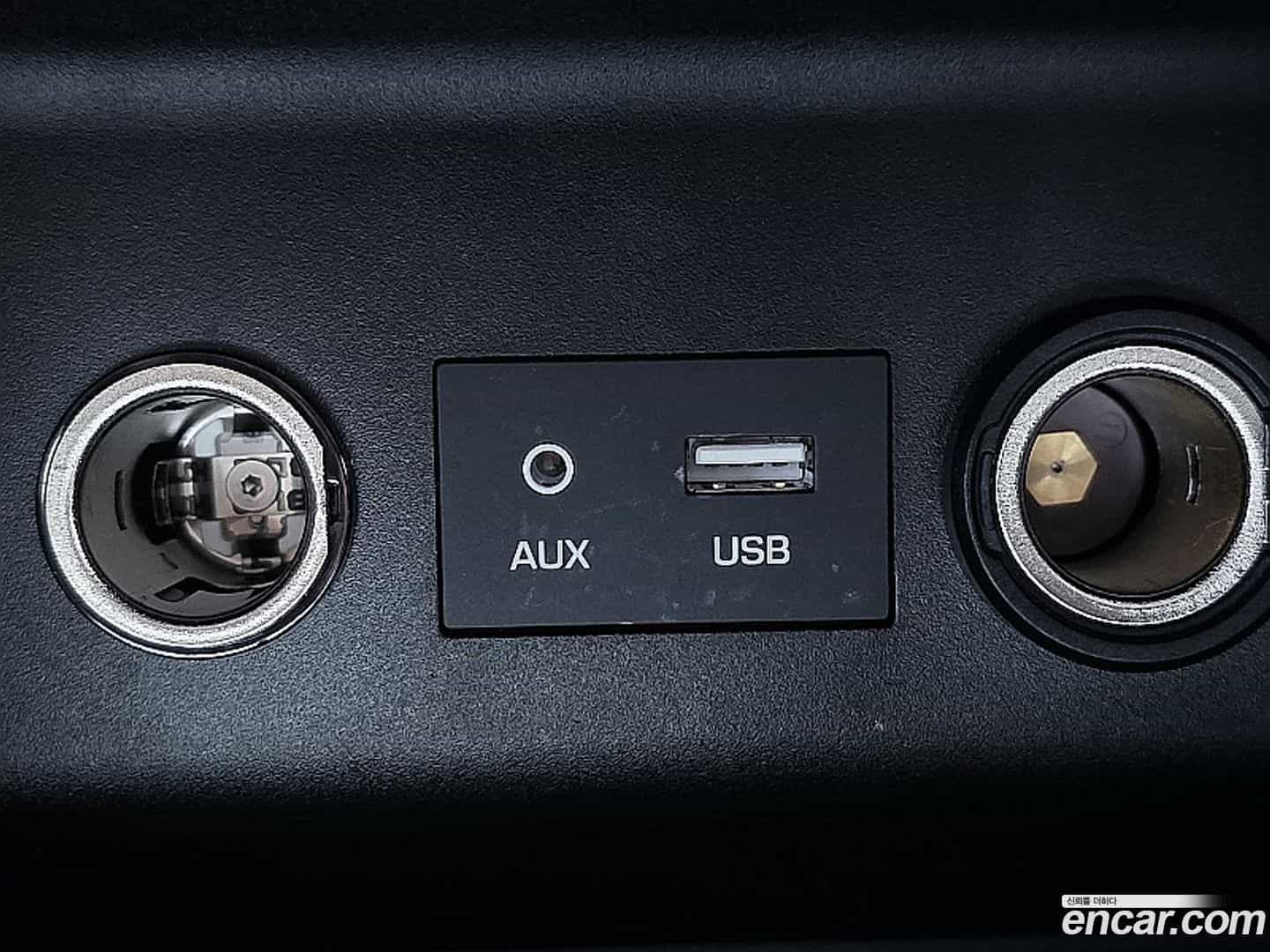 AVANTE Hyundai 2018.9-OPTION-020