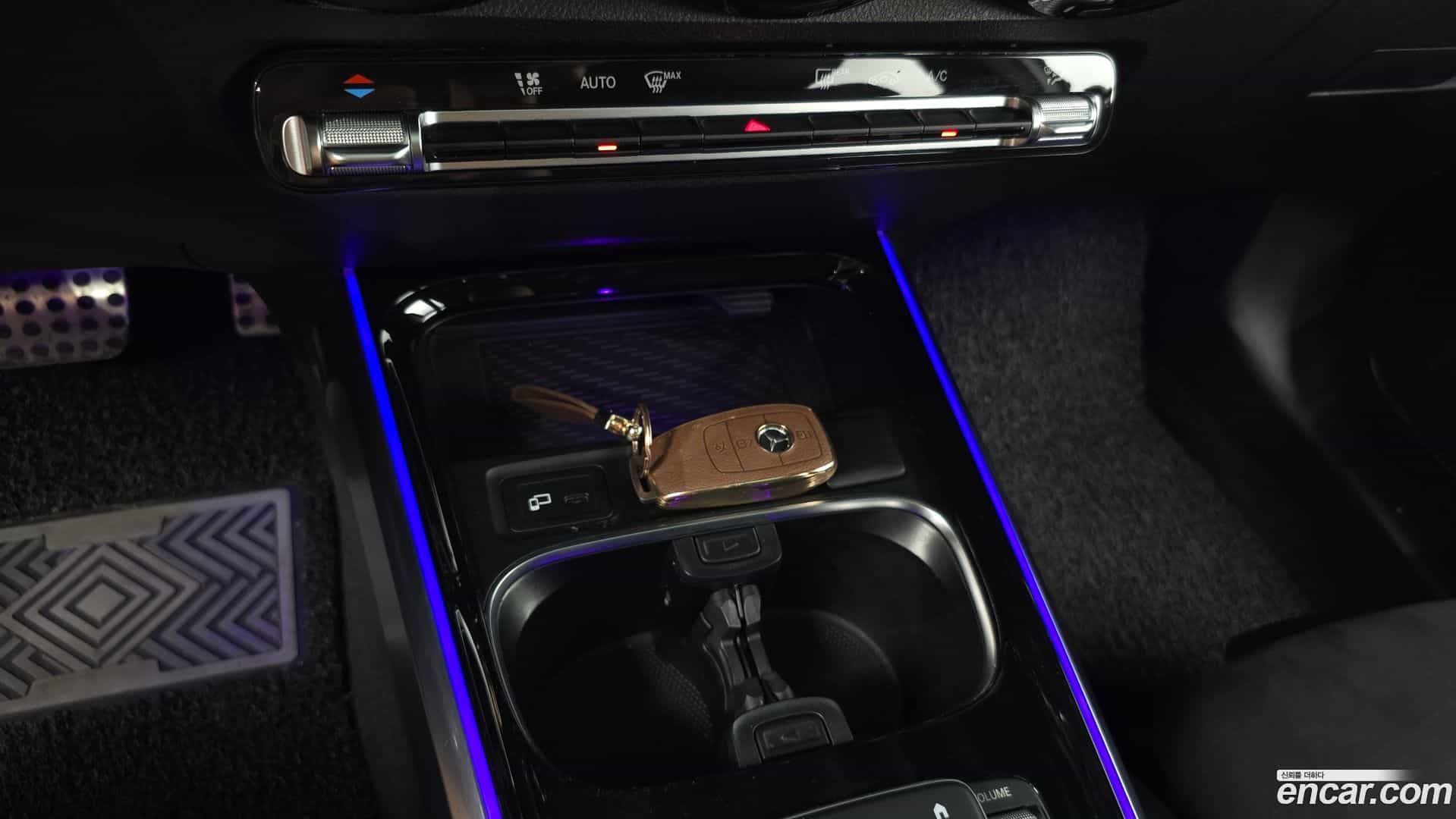 GLB-Class Mercedes-Benz 2021.2-OPTION-022