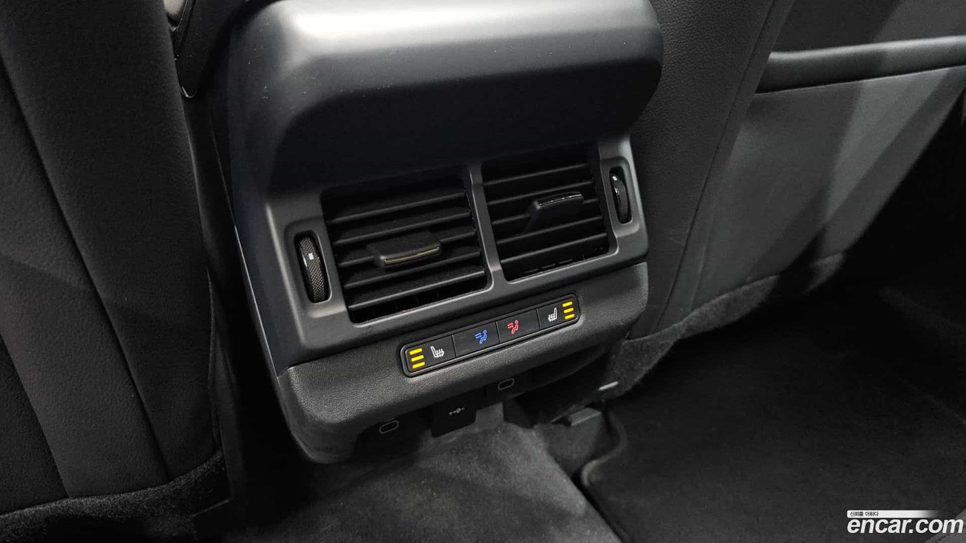 Range Rover Evoque Land Rover 2025.2-OPTION-023