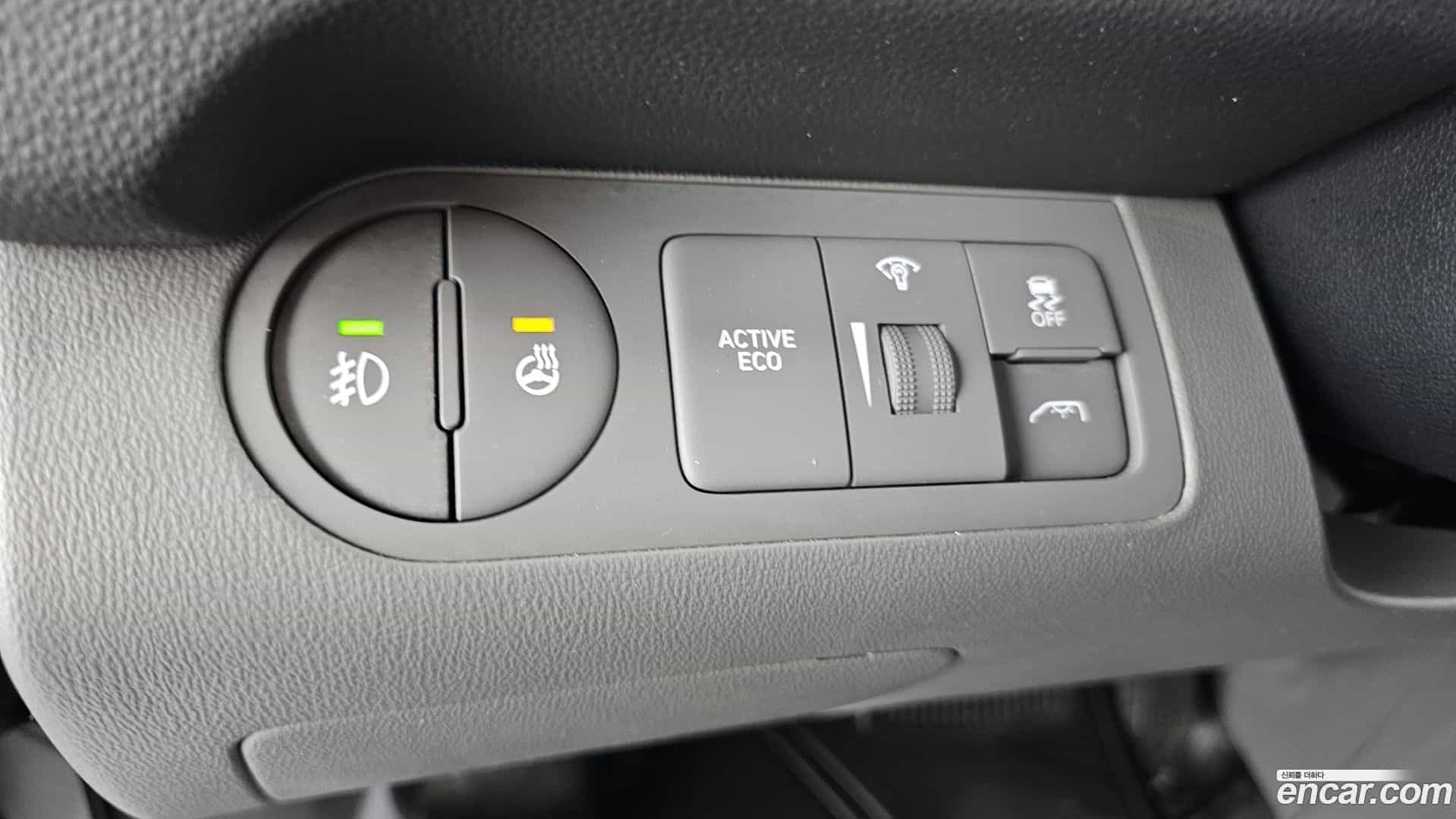 Starex Hyundai 2019.3-OPTION-040