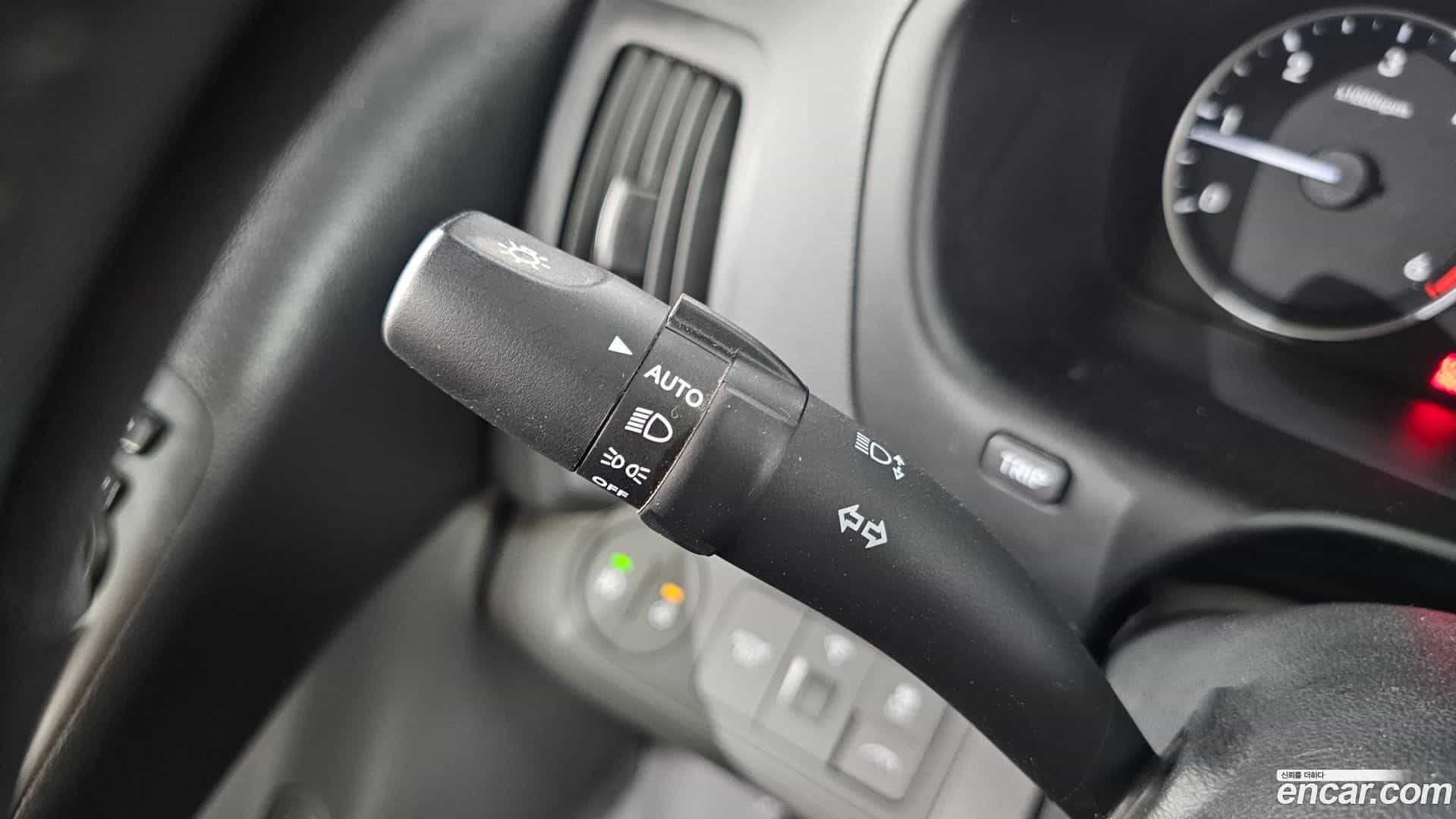 Starex Hyundai 2019.3-OPTION-042