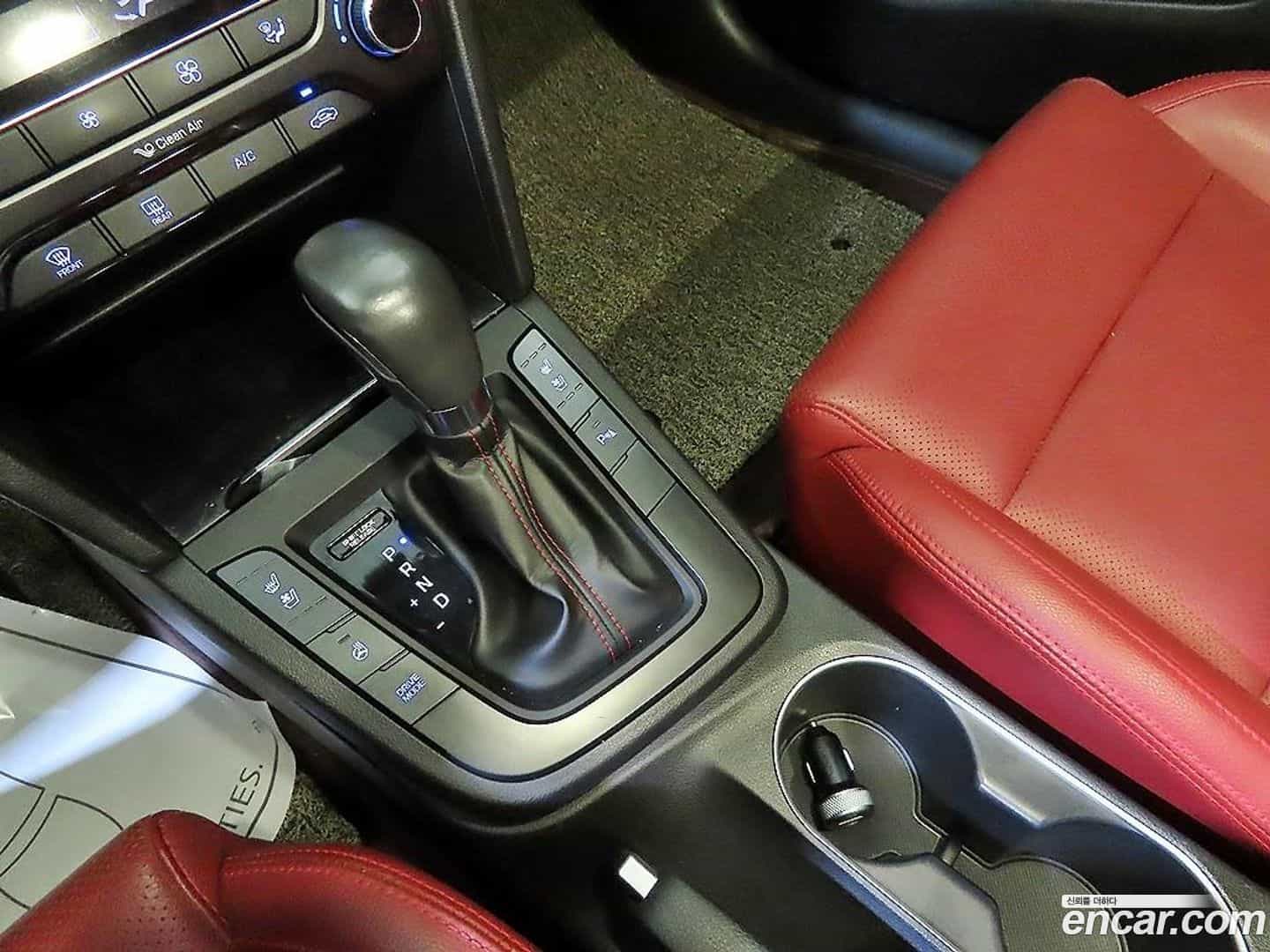 AVANTE Hyundai 2017.6-OPTION-016