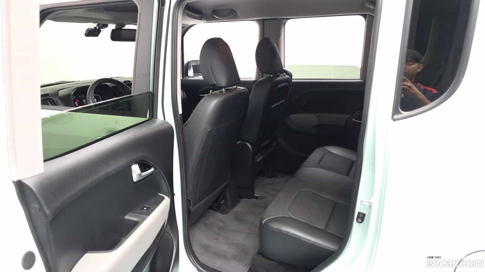 RAY Kia 2024.1-INNER-036