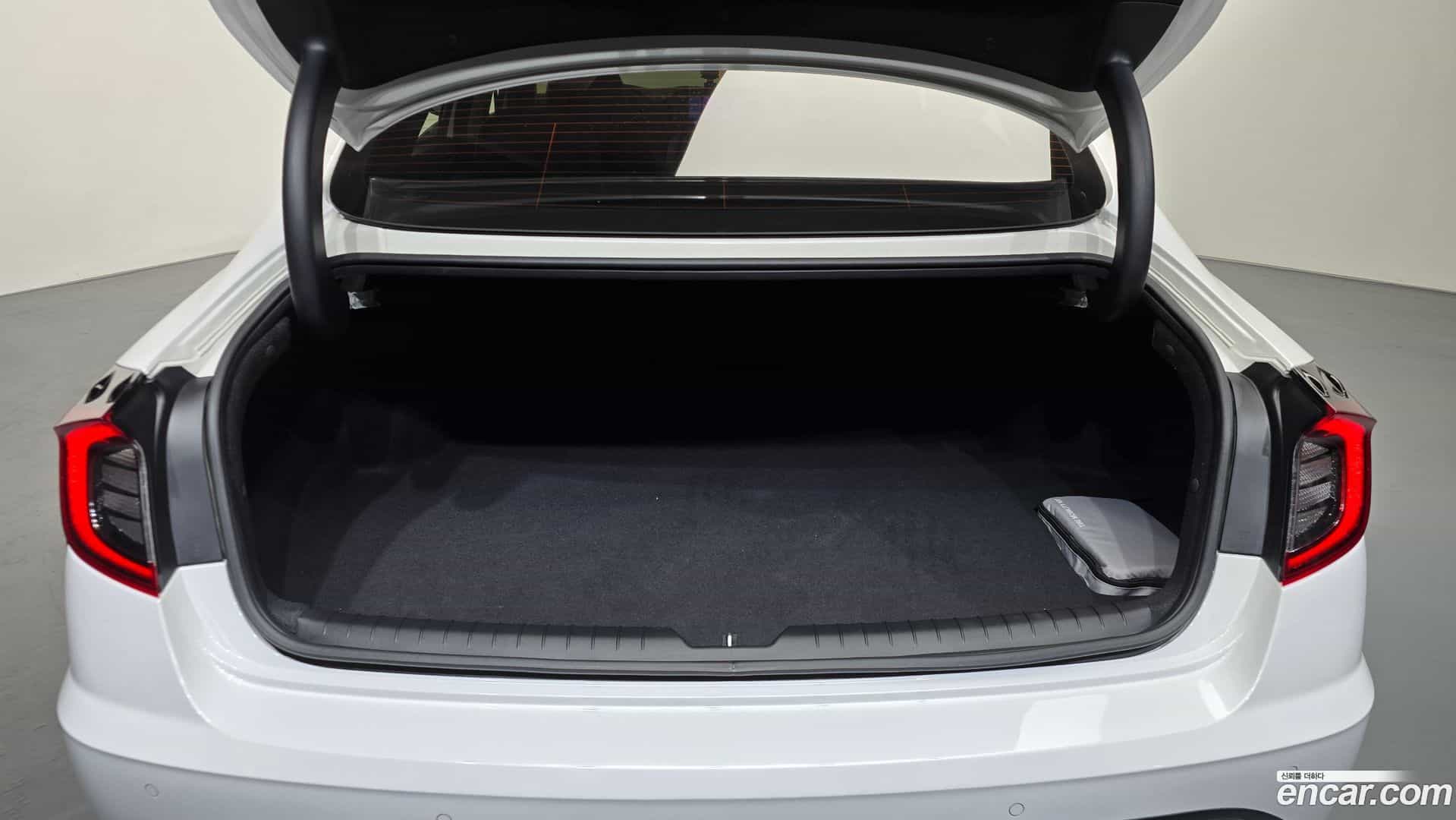 Sonata Hyundai 2022.2-OPTION-022