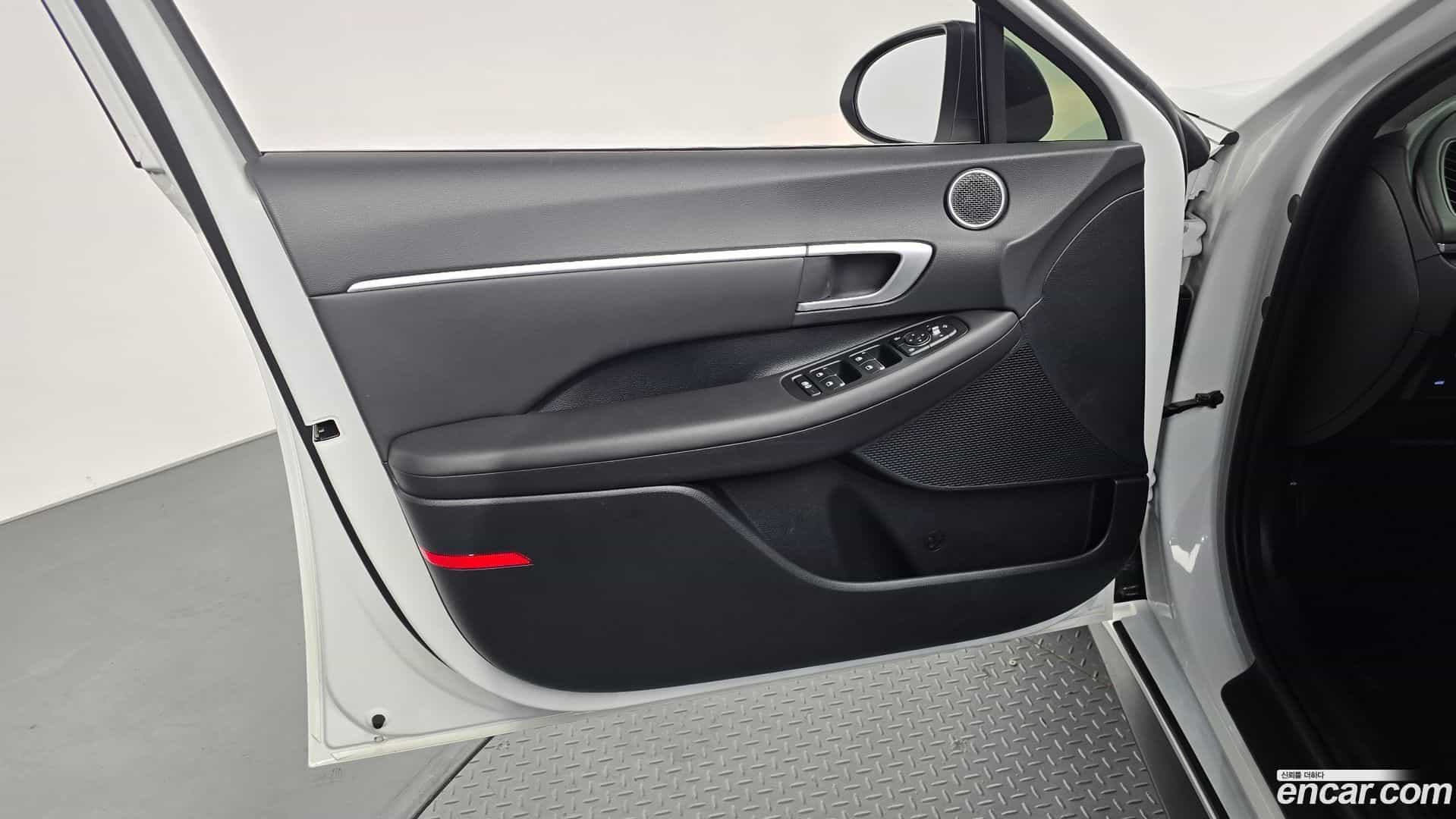 Sonata Hyundai 2022.2-INNER-034