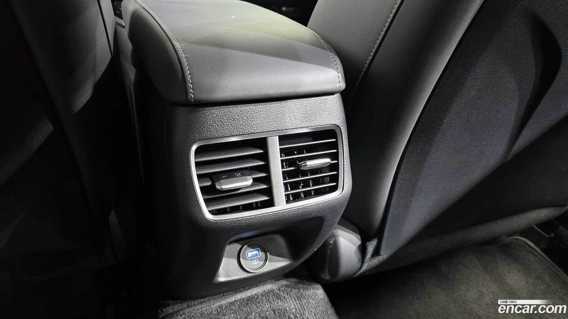 Sonata Hyundai 2022.2-OPTION-043