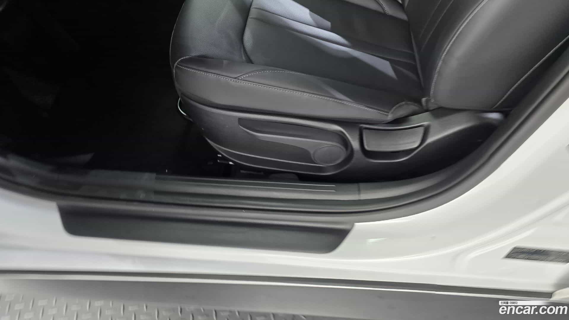 Sonata Hyundai 2022.2-OPTION-047