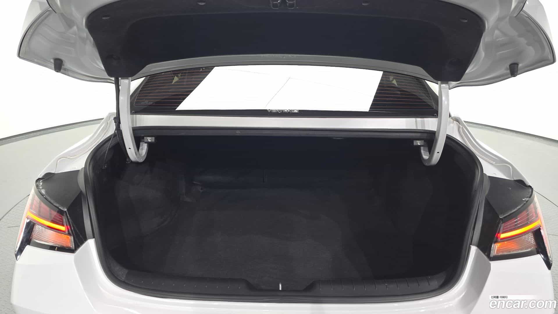 AVANTE Hyundai 2023.2-OPTION-024