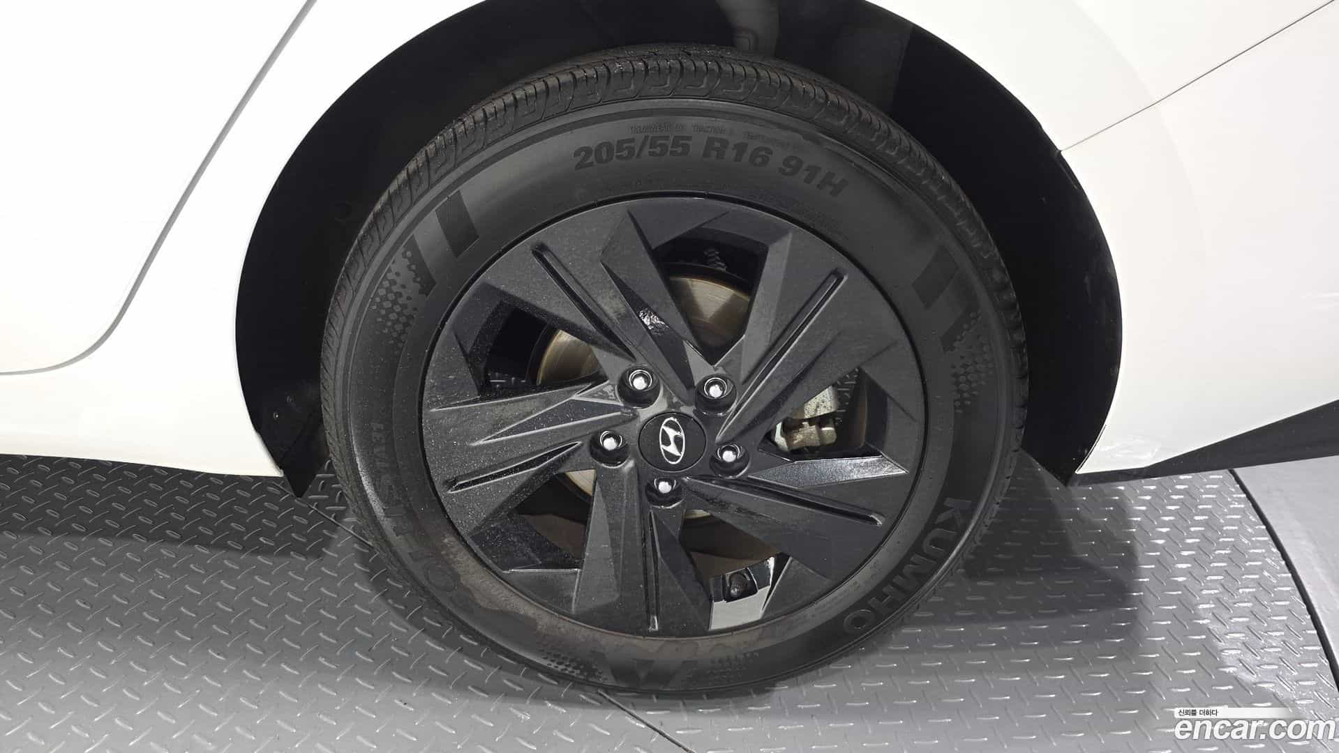 AVANTE Hyundai 2023.2-OUTER-031