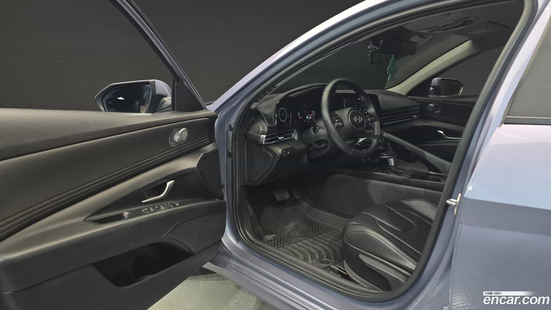AVANTE Hyundai 2023.3-INNER-010