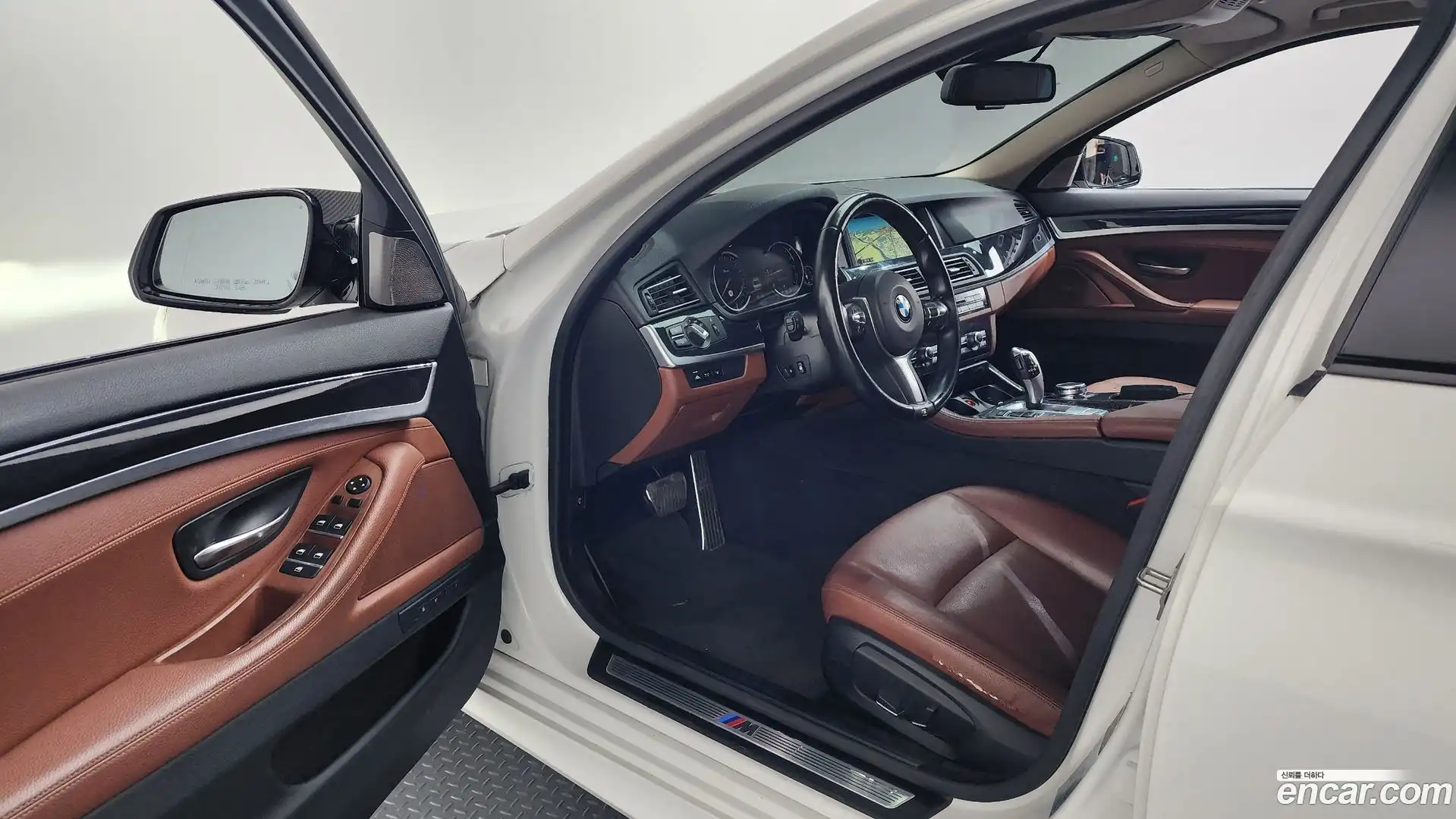 5-Series BMW 2016.10-INNER-010