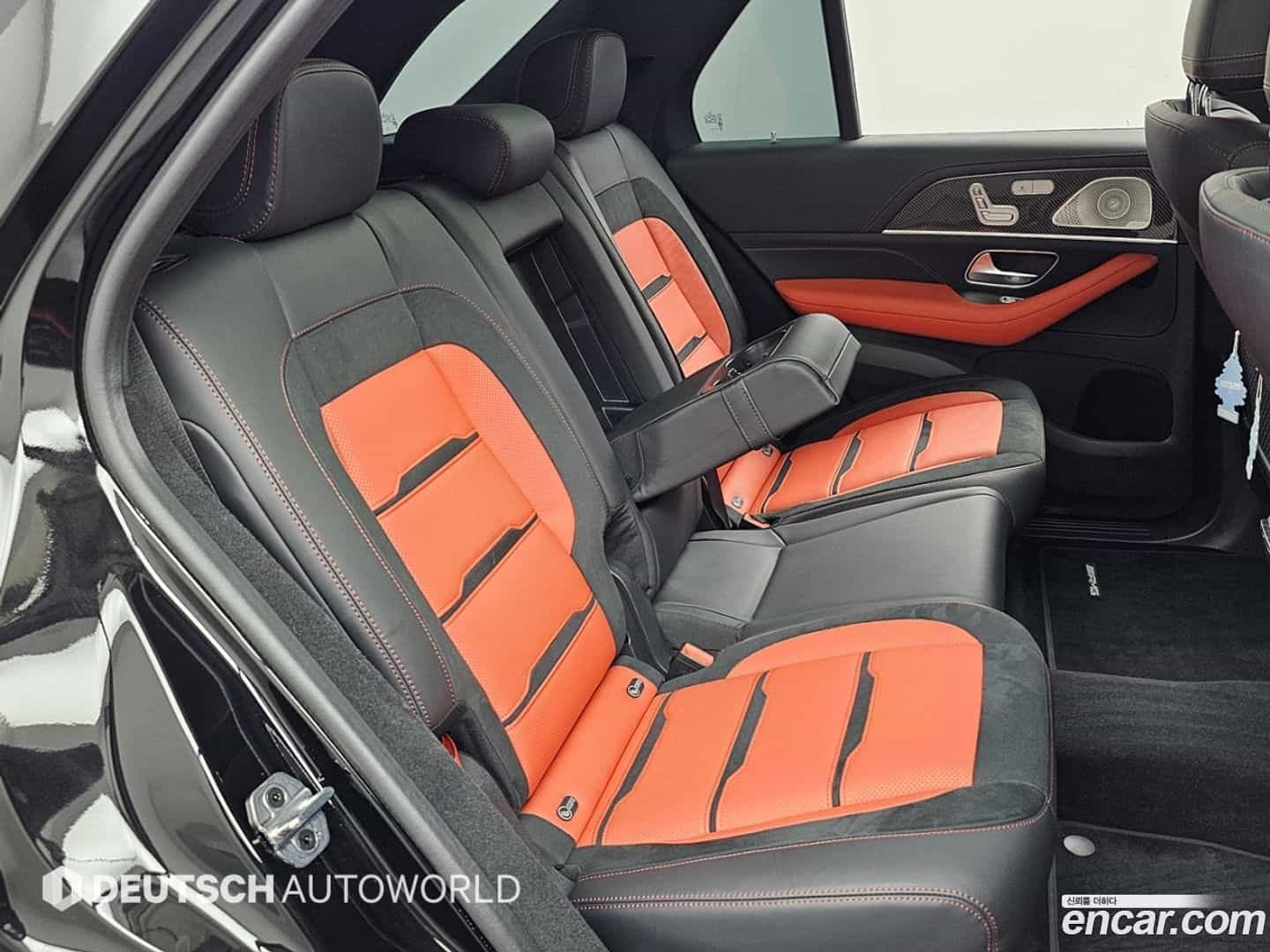 GLE-Class Mercedes-Benz 2024.8-OPTION-016