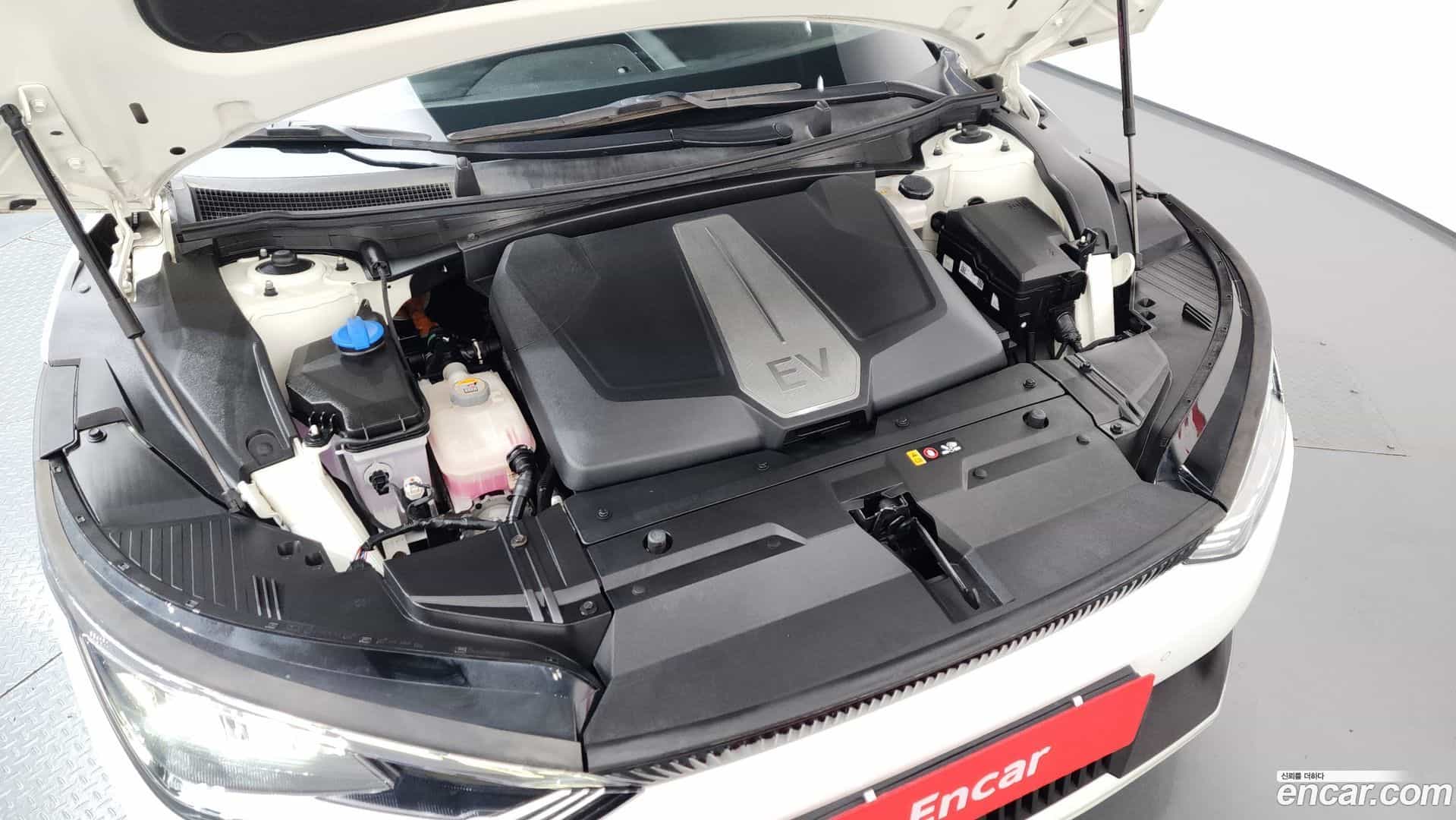 EV6 Kia 2023.2-OUTER-006