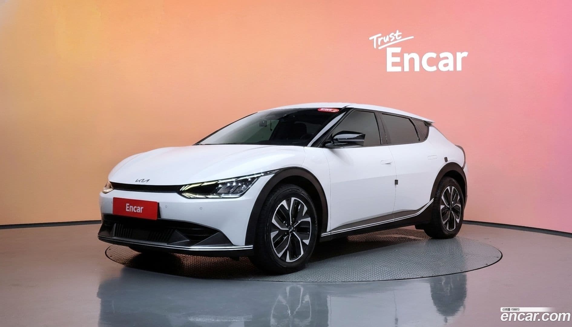 Main__Slider__Photo:EV6 Kia 2023.2-0