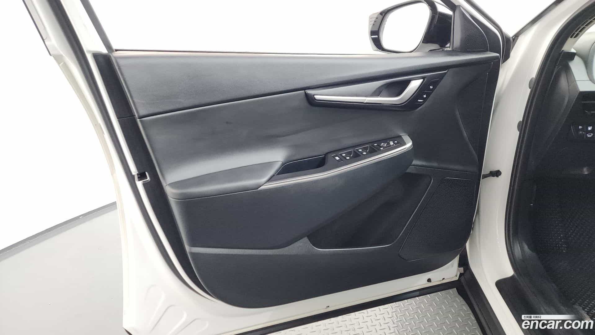 EV6 Kia 2023.2-INNER-034