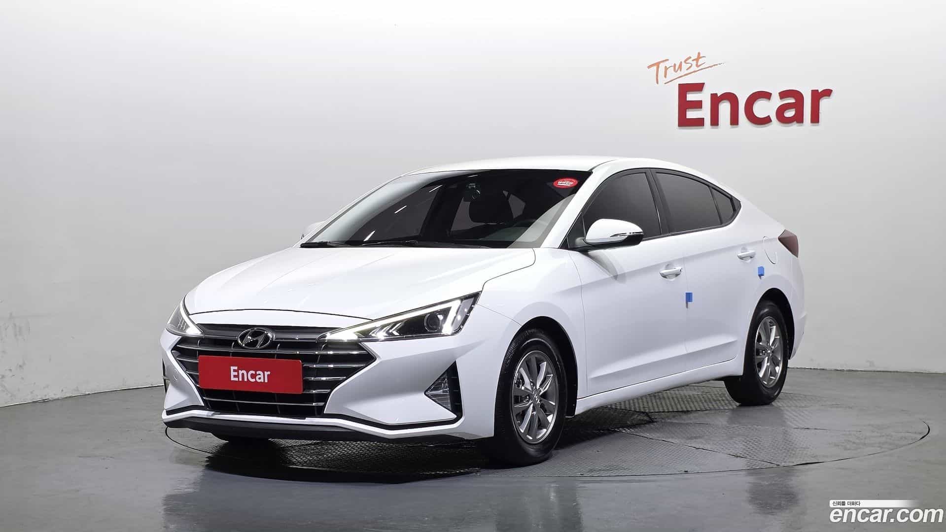 AVANTE Hyundai 2019.5-OUTER-001