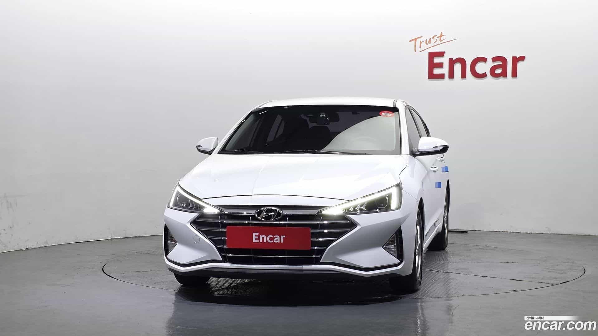 AVANTE Hyundai 2019.5-OUTER-003