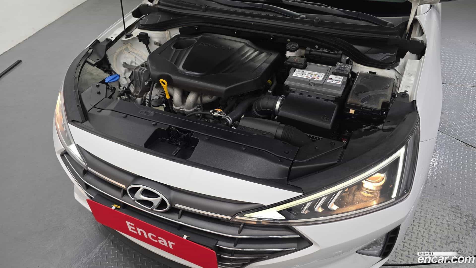 AVANTE Hyundai 2019.5-OUTER-006
