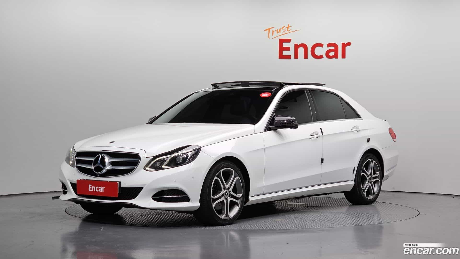 E-Class Mercedes-Benz 2015.5-OUTER-001