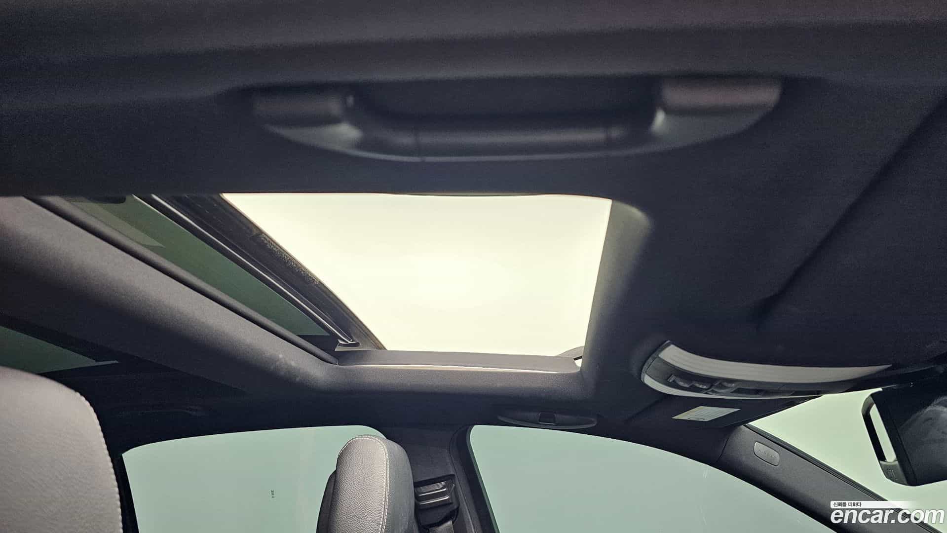 E-Class Mercedes-Benz 2015.5-OPTION-021