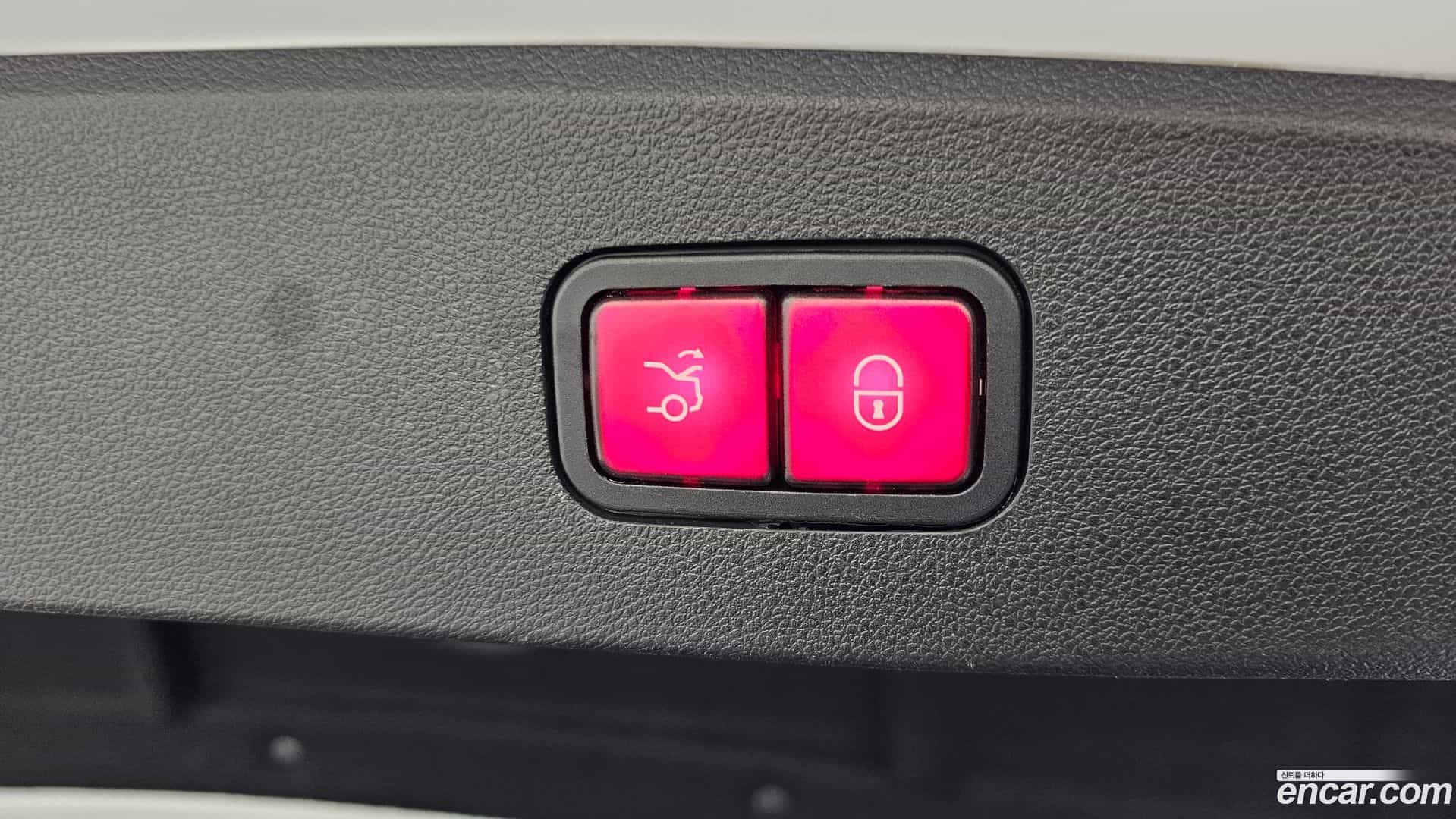 E-Class Mercedes-Benz 2015.5-OPTION-022