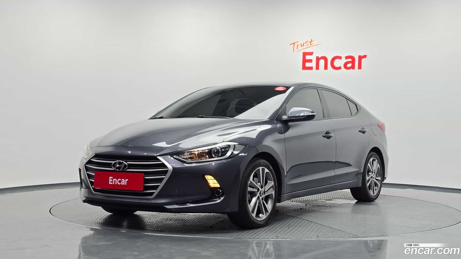 AVANTE Hyundai 2018.6-OUTER-001