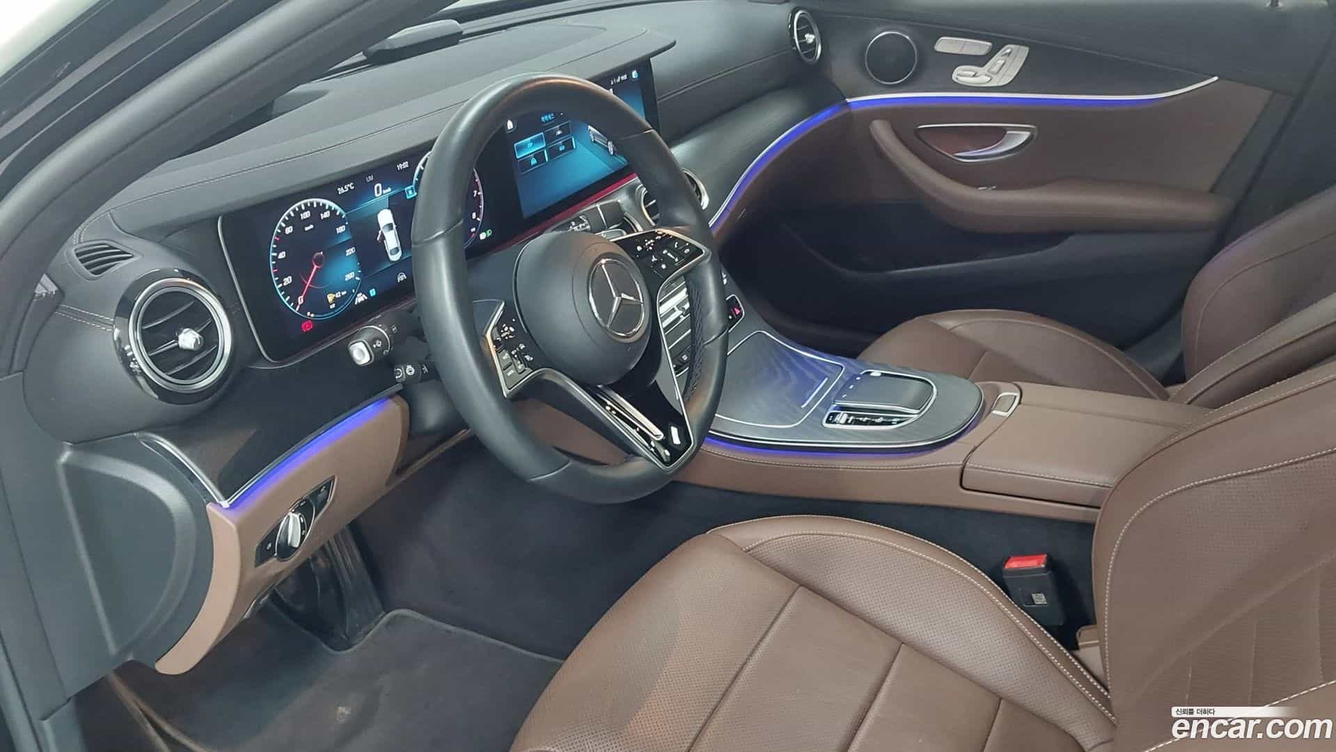 E-Class Mercedes-Benz 2023.2-INNER-009
