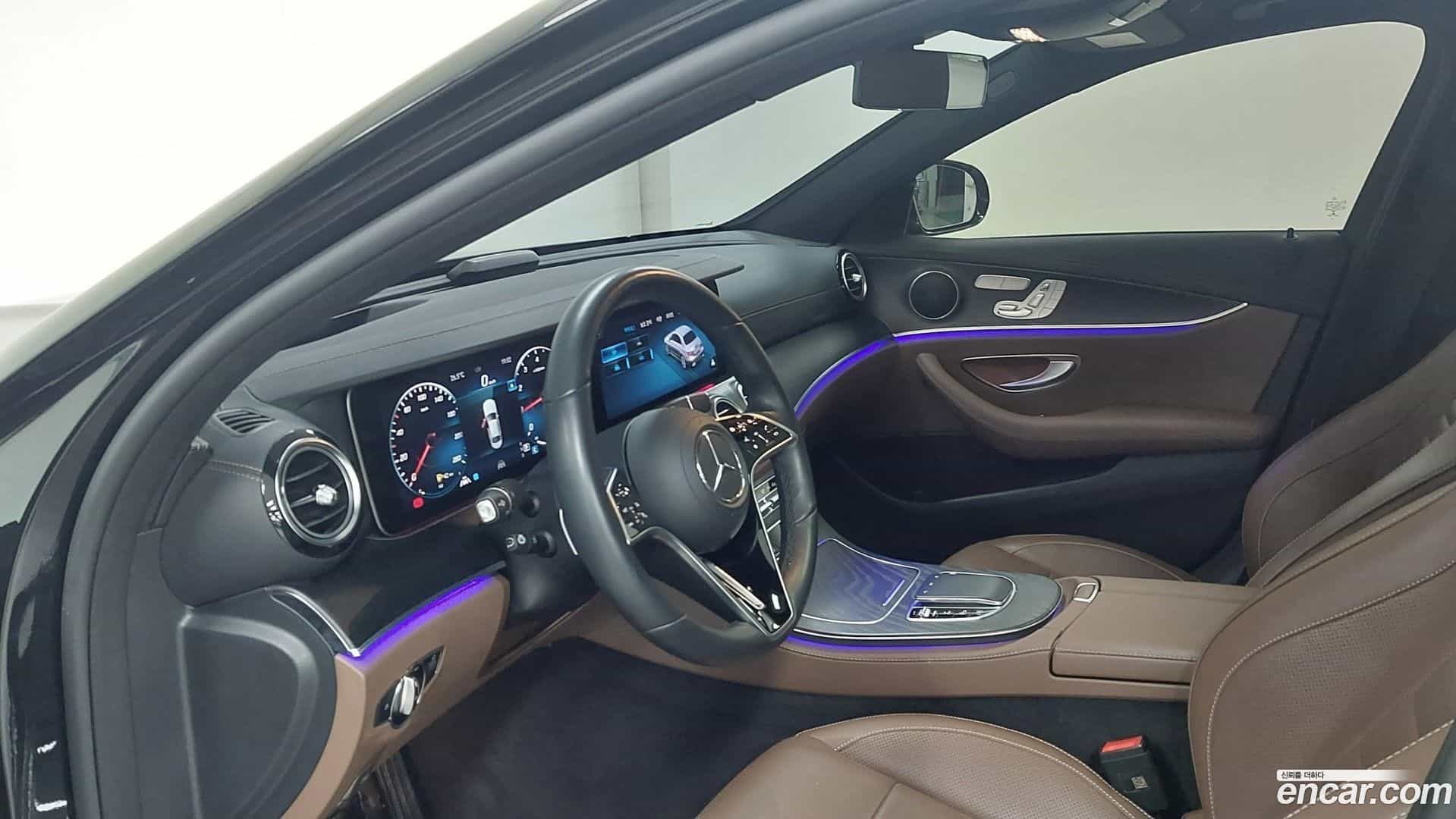 E-Class Mercedes-Benz 2023.2-OPTION-018
