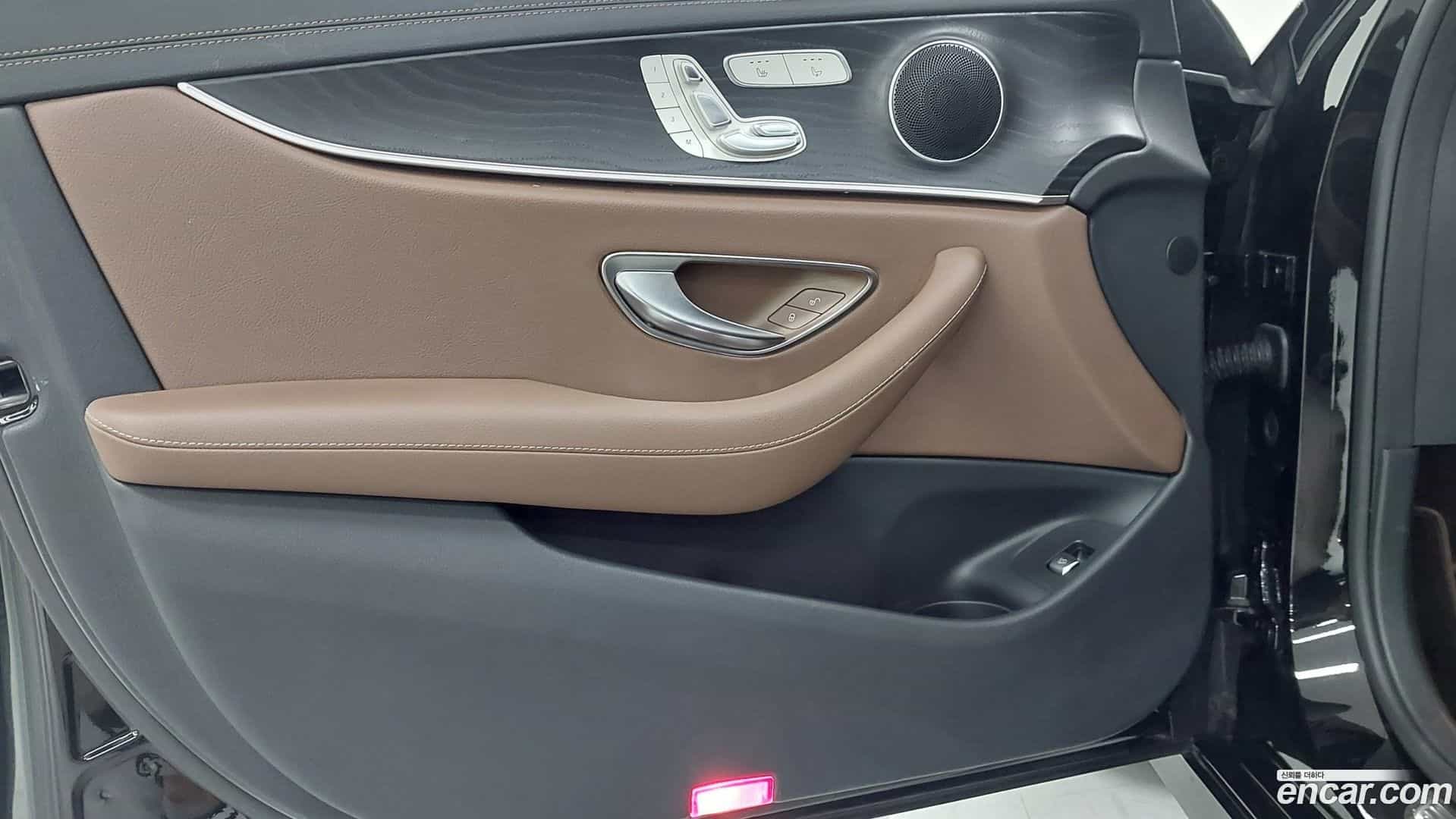 E-Class Mercedes-Benz 2023.2-OPTION-019