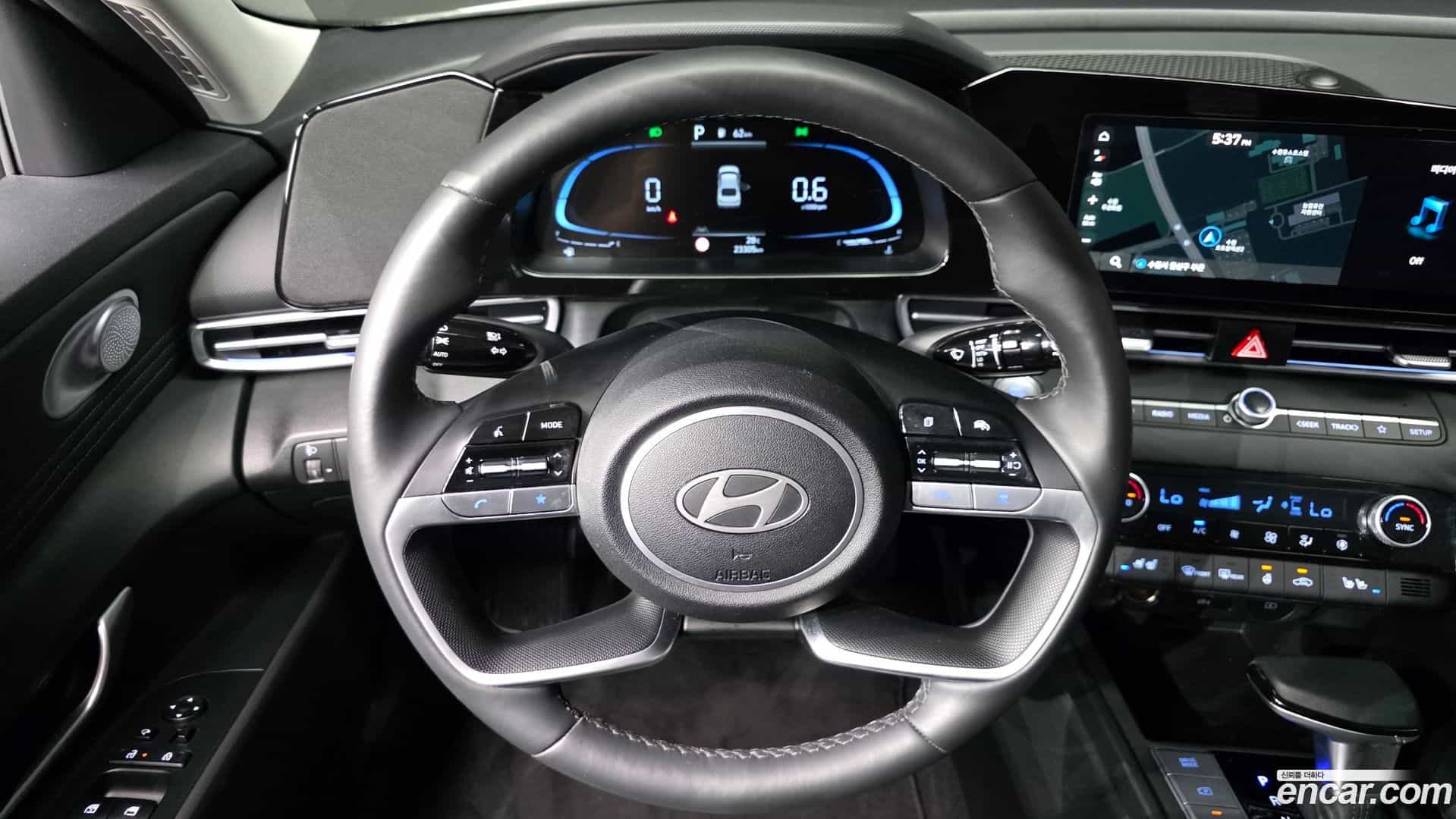 AVANTE Hyundai 2024.10-OPTION-018