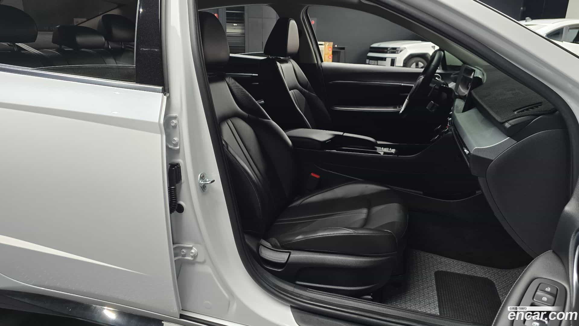Sonata Hyundai 2024.3-INNER-036