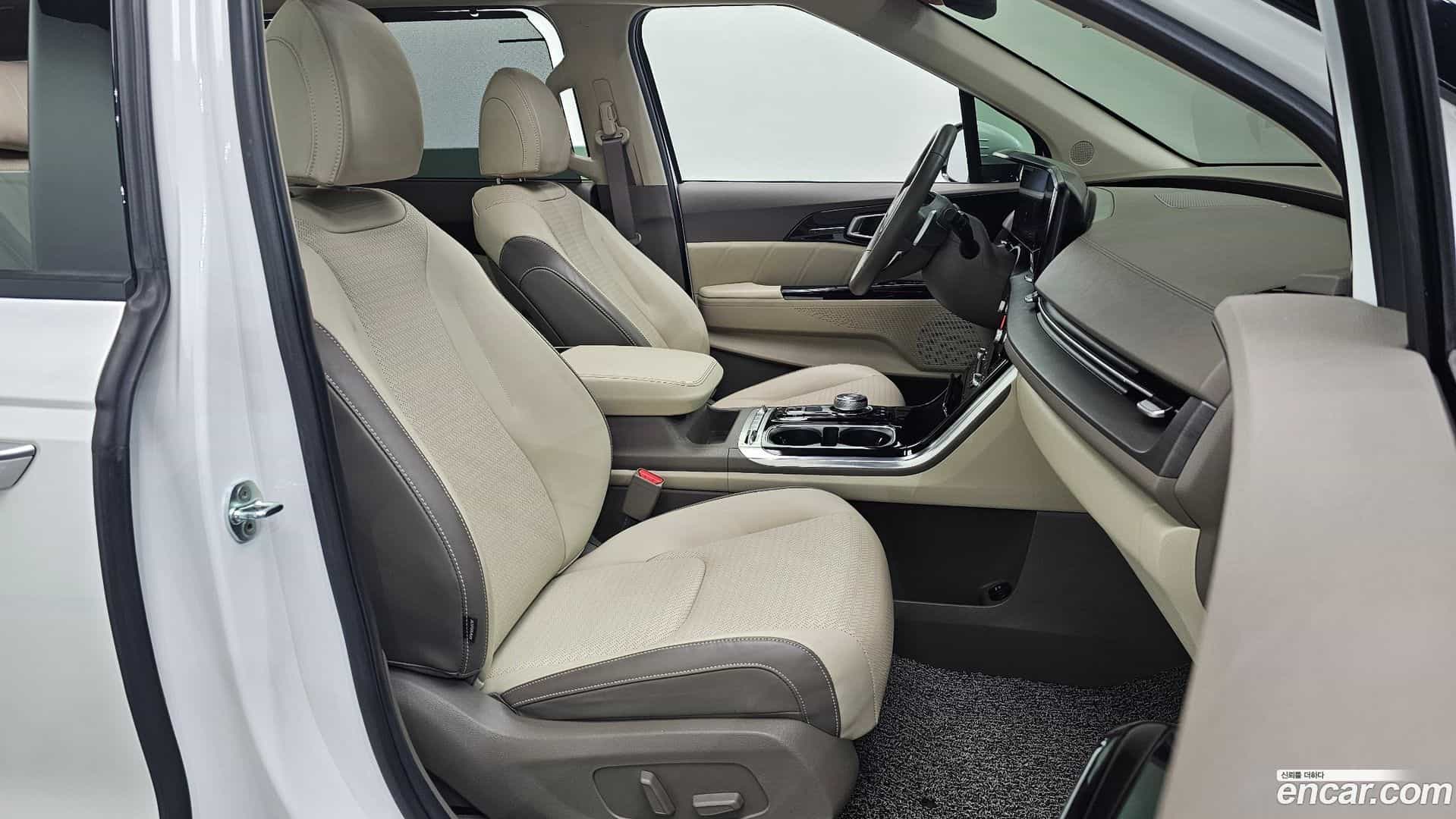 Canival Kia 2021.2-INNER-036