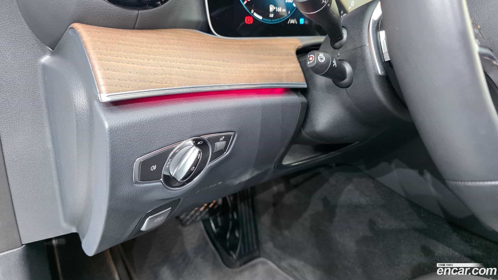 E-Class Mercedes-Benz 2023.8-OPTION-022