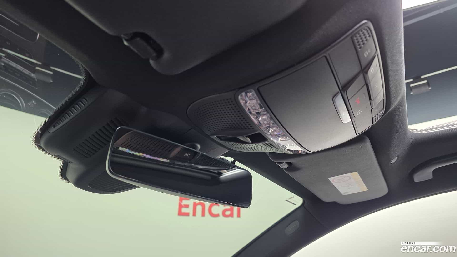 E-Class Mercedes-Benz 2023.8-OPTION-043