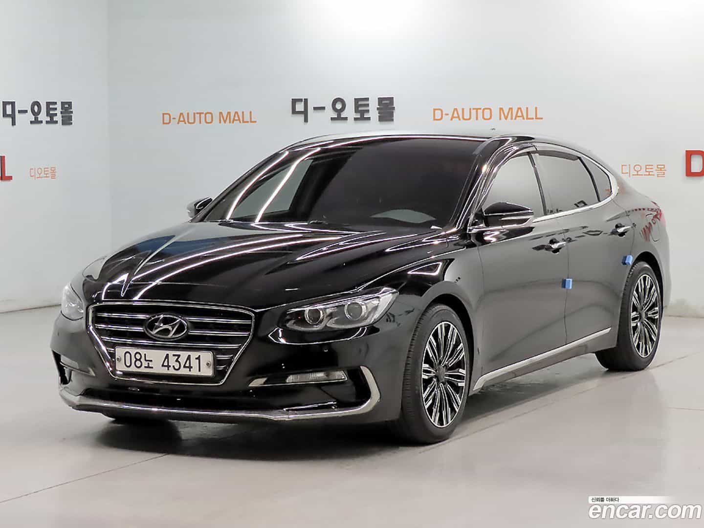 Grandeur Hyundai 2017.3-OUTER-001