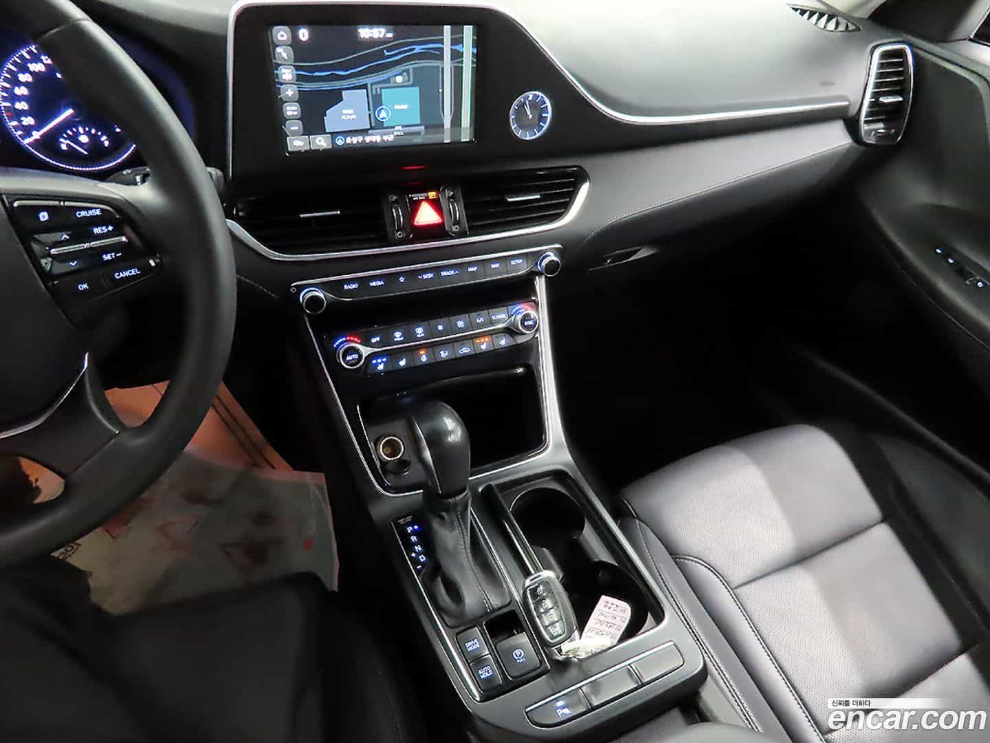 Grandeur Hyundai 2017.3-INNER-010