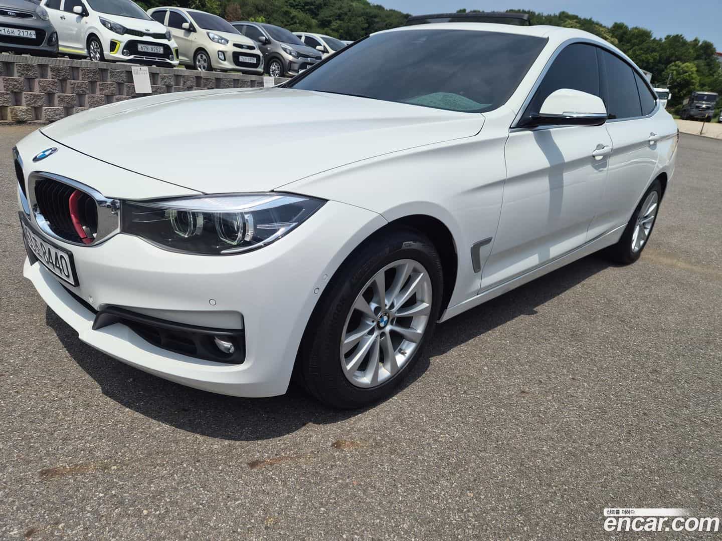 Gran Turismo BMW 2019.10-OUTER-003