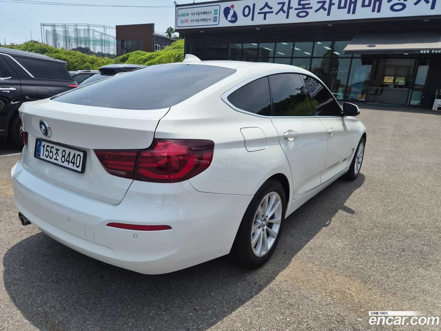 Gran Turismo BMW 2019.10-OUTER-005