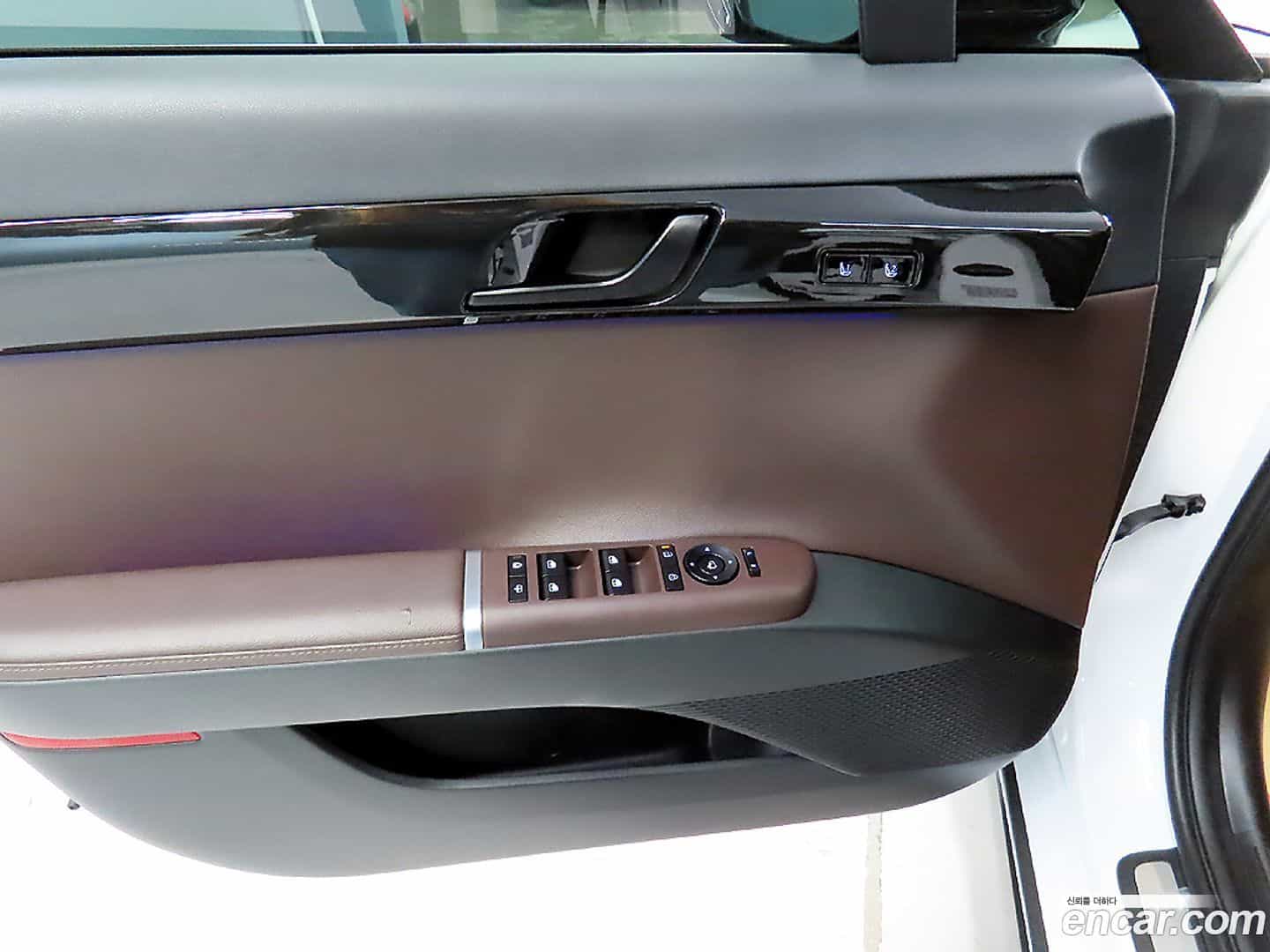Grandeur Hyundai 2023.3-OPTION-016