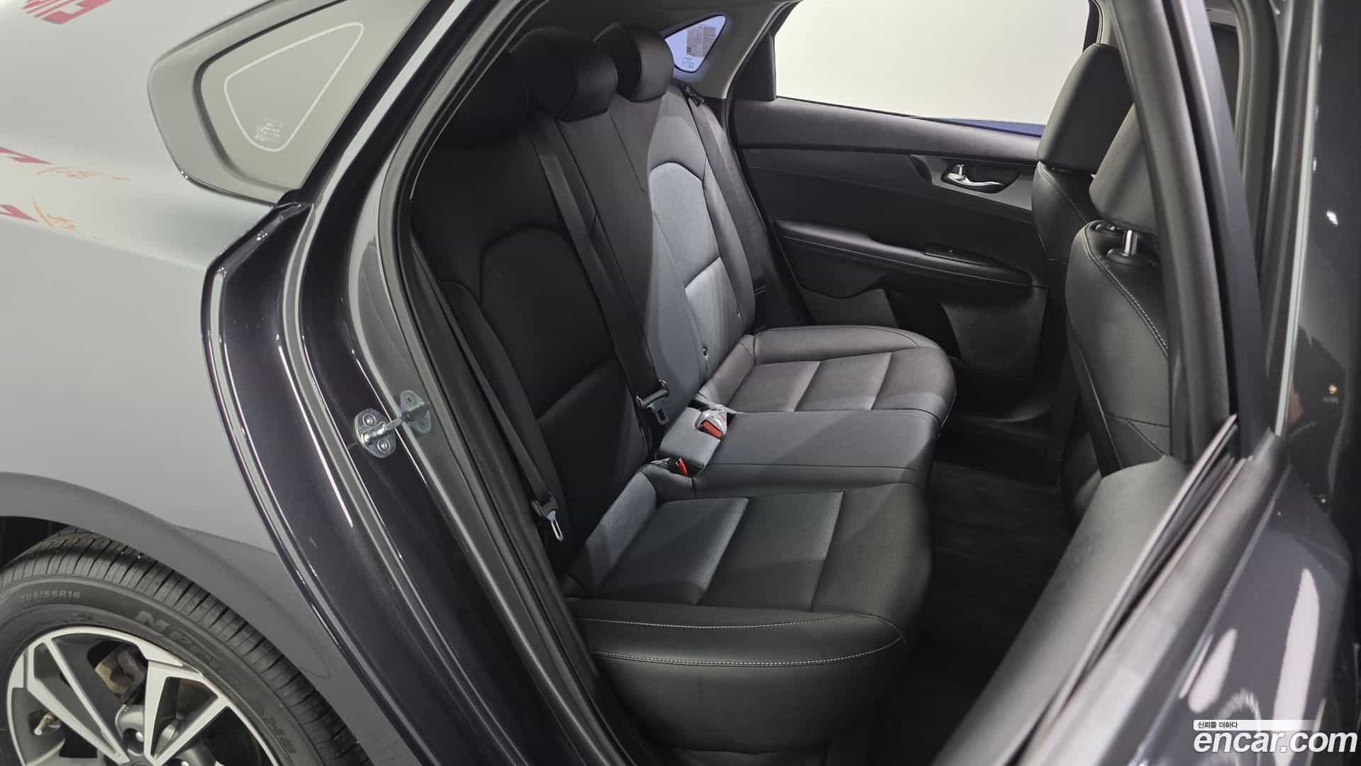 K3 Kia 2022.10-INNER-036