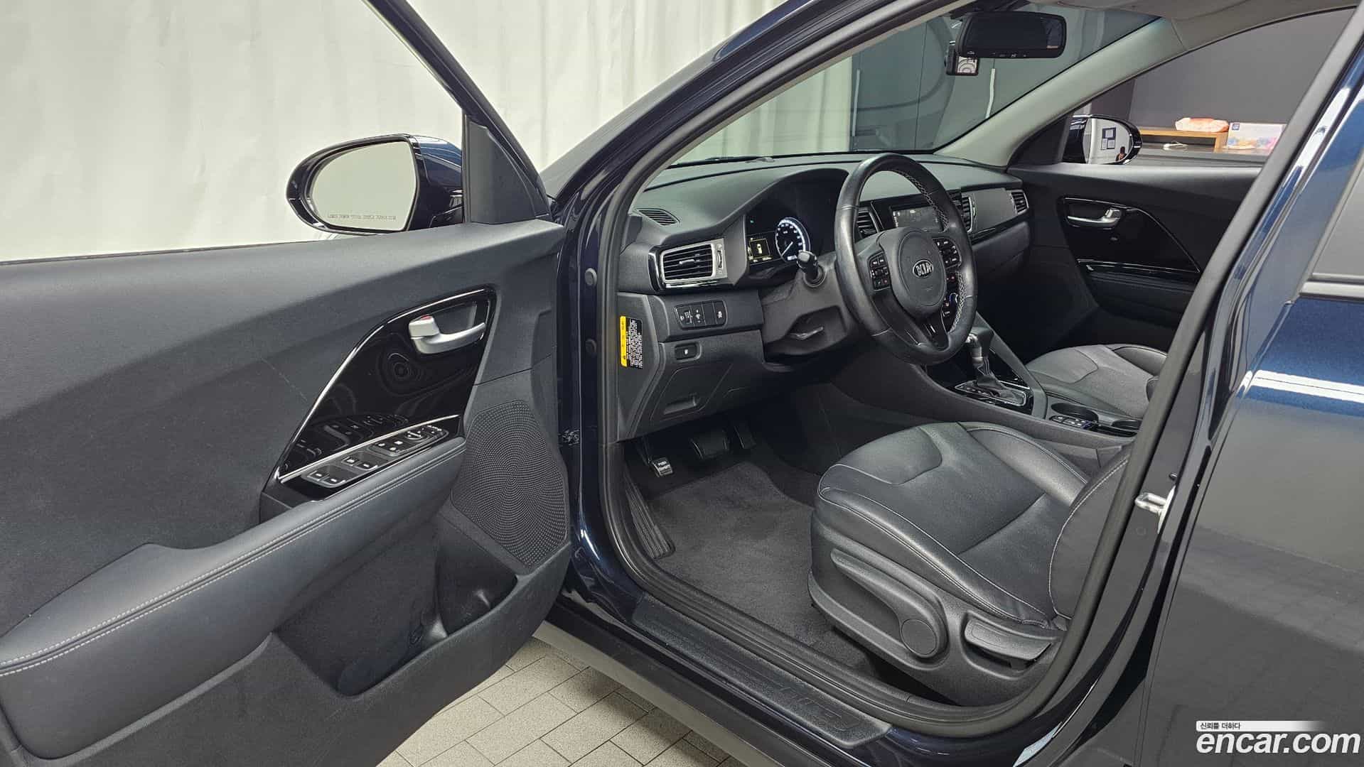 Niro Kia 2016.9-INNER-010