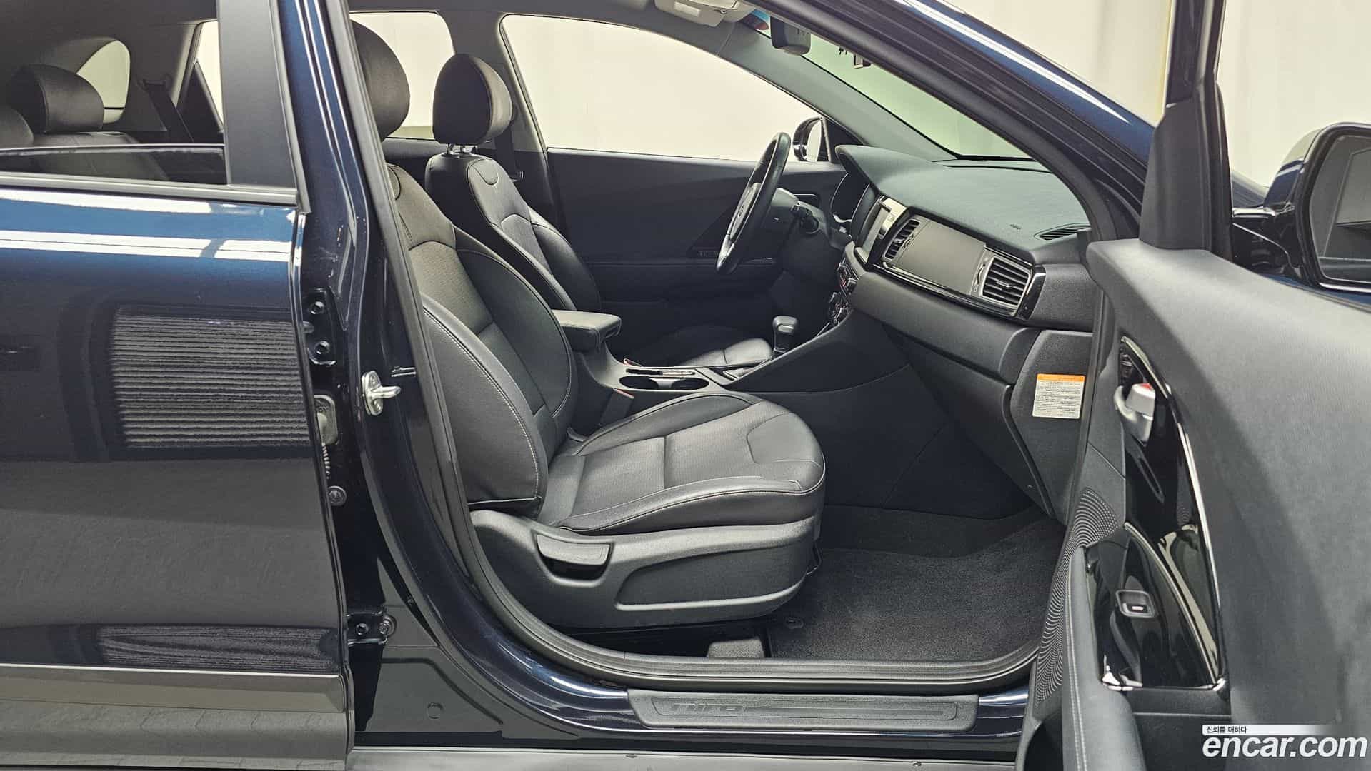 Niro Kia 2016.9-INNER-036