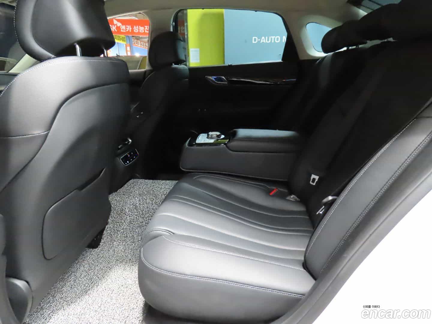 G80 Genesis 2024.0-INNER-007
