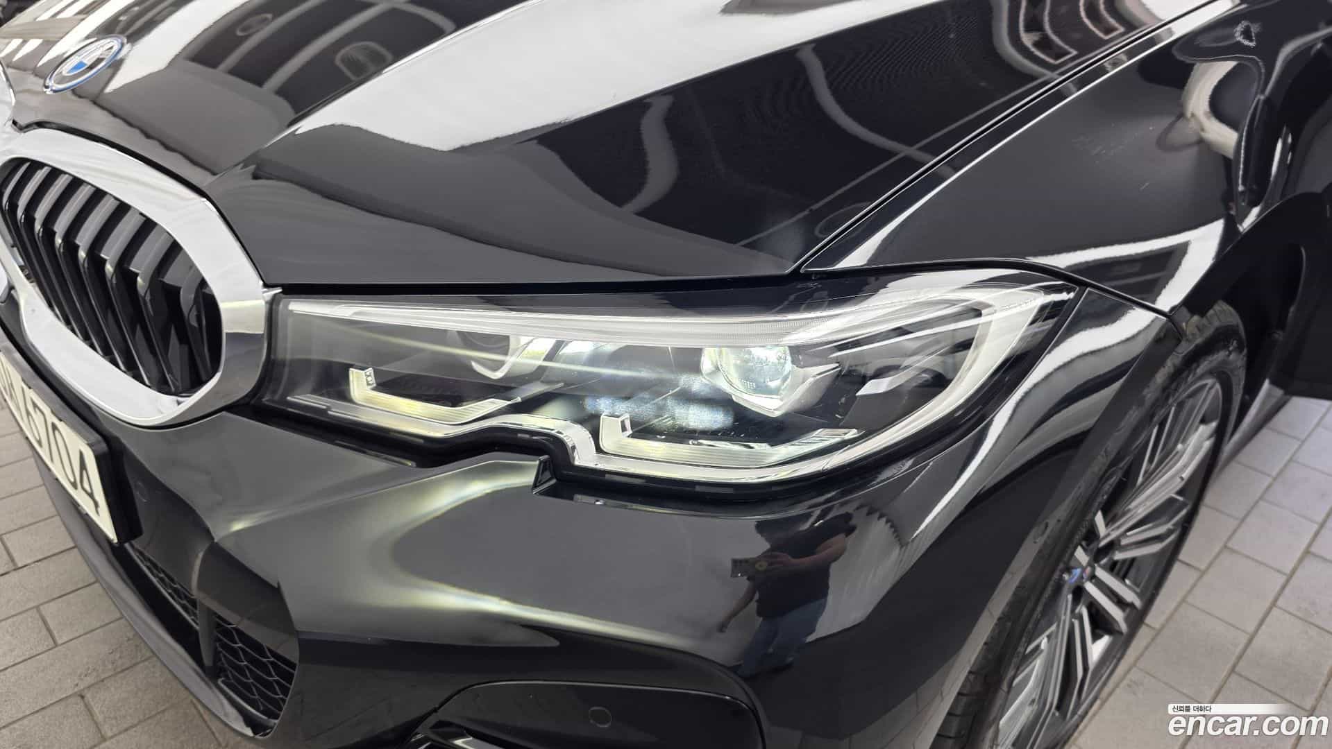 3-Series BMW 2022.3-OUTER-032