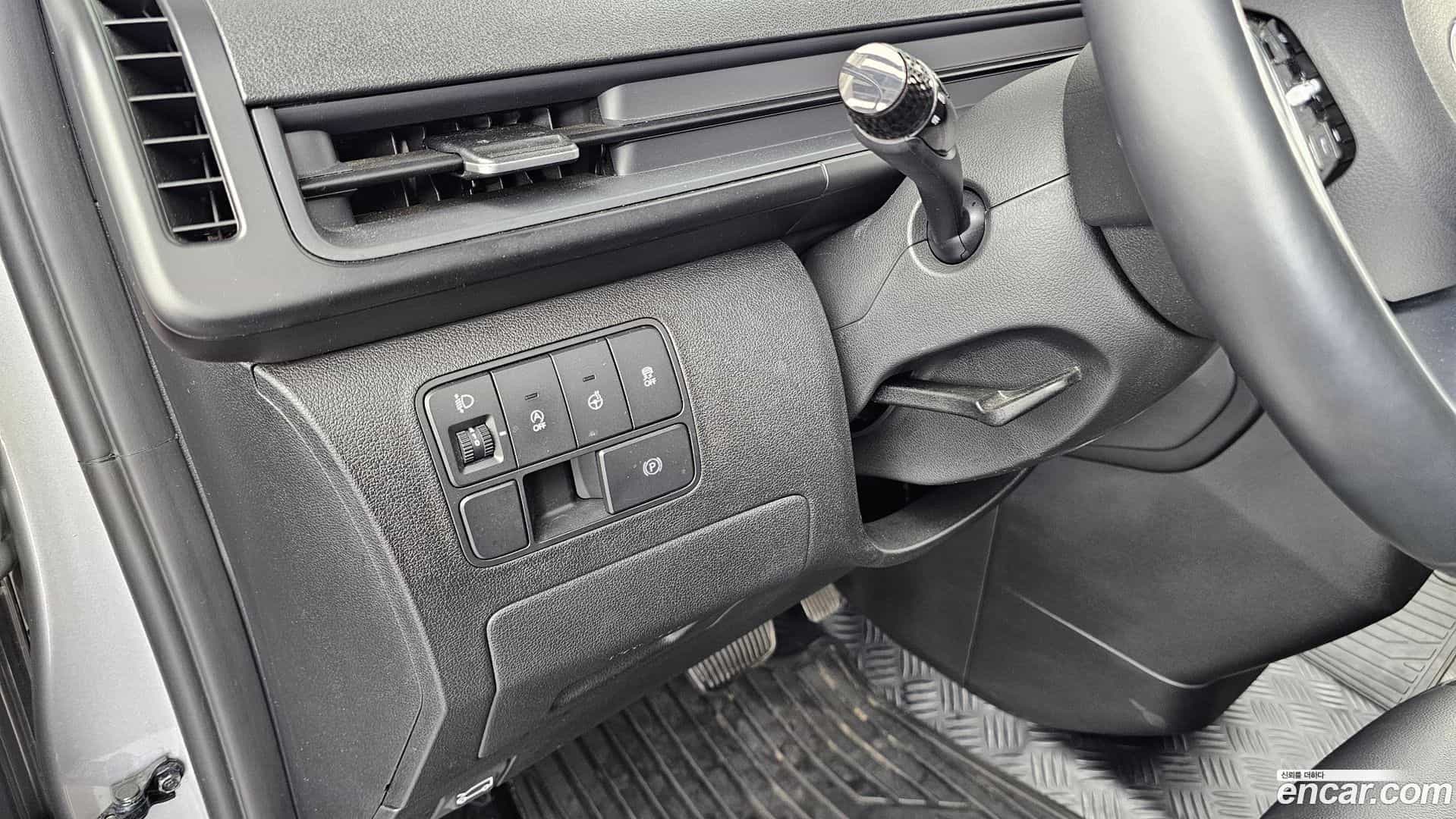 Staria Hyundai 2024.1-OPTION-020