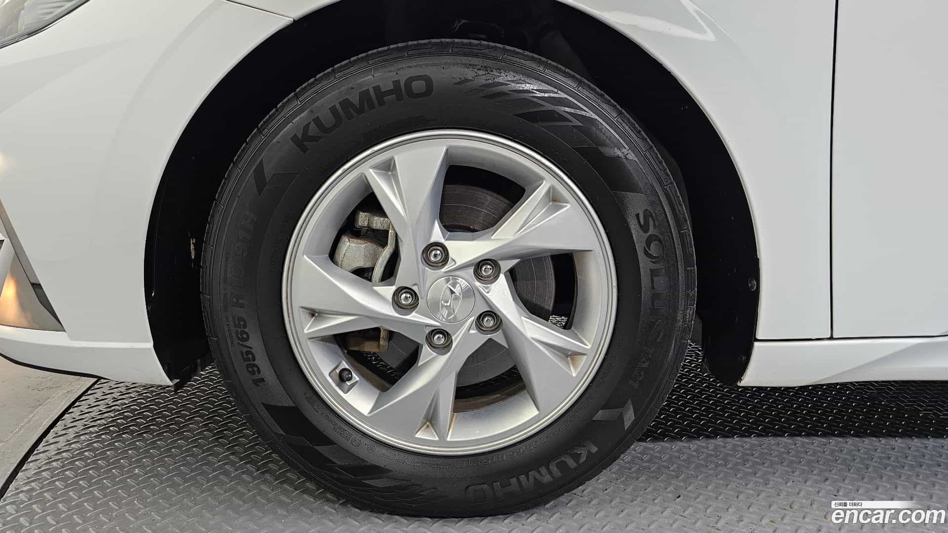 AVANTE Hyundai 2021.5-OUTER-005